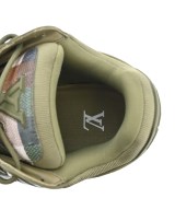 LOUIS VUITTON（ルイヴィトン）スニーカー カーキ サイズ:UK7(25.5cm位) メンズ/2200667199019