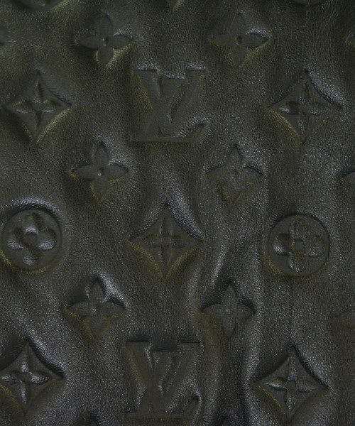 LOUIS VUITTON（ルイヴィトン）ダウンジャケット/ダウンベスト 黒 サイズ:50(XL位) メンズ/2200735965010