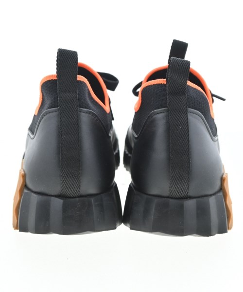 HERMES（エルメス）スニーカー 黒 サイズ:EU40 1/2(25.5cm位) メンズ/2200678409060