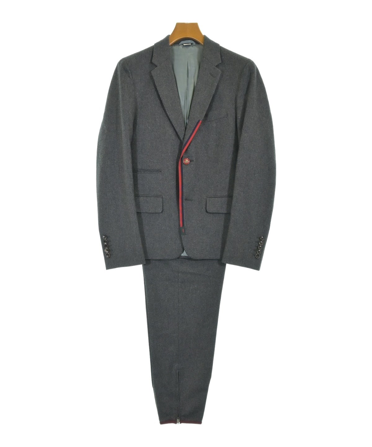 【特価】GUCCI グレー スーツ シングルボタン GUCCI - 【美品】GUCCI スーツ セットアップ ロゴボタン グレー 44の