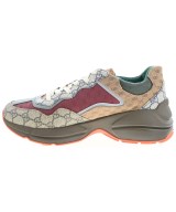 GUCCI（グッチ）スニーカー ベージュ サイズ:EU42(27cm位) メンズ/2200633310127