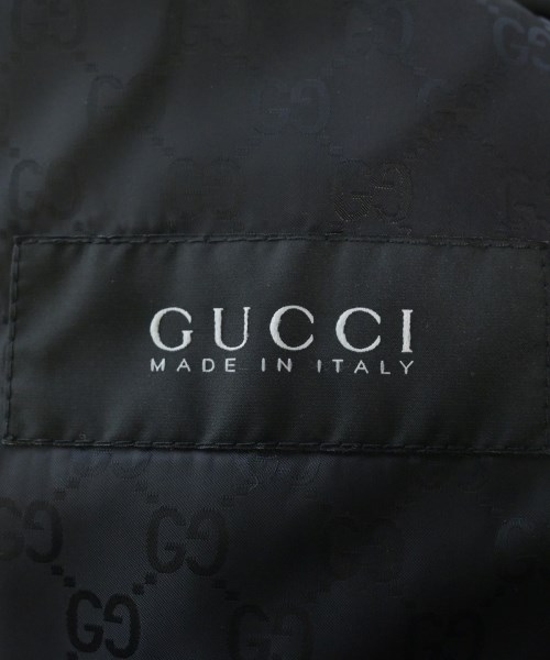 GUCCI（グッチ）ダウンジャケット/ダウンベスト 黒 サイズ:46(M位) メンズ/2200639877044