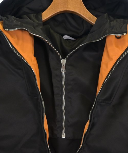 GUCCI（グッチ）マウンテンパーカー 黒 サイズ:48(L位) メンズ/2200626347017