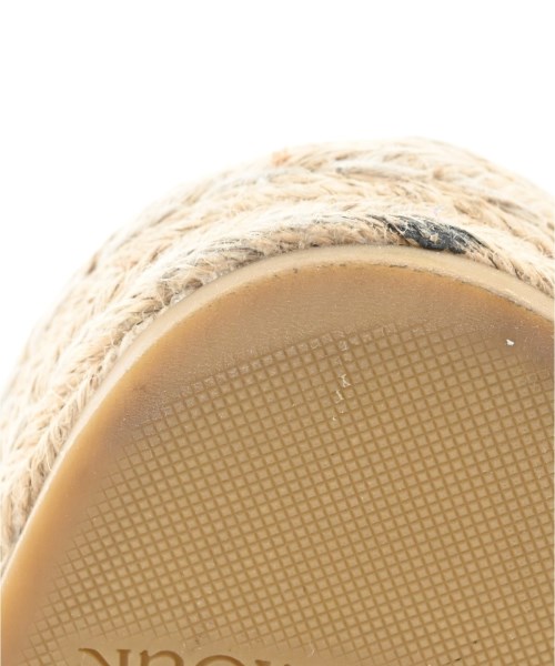 GUCCI（グッチ）スニーカー 紺 サイズ:UK7 1/2(26cm位) メンズ/2200627861017