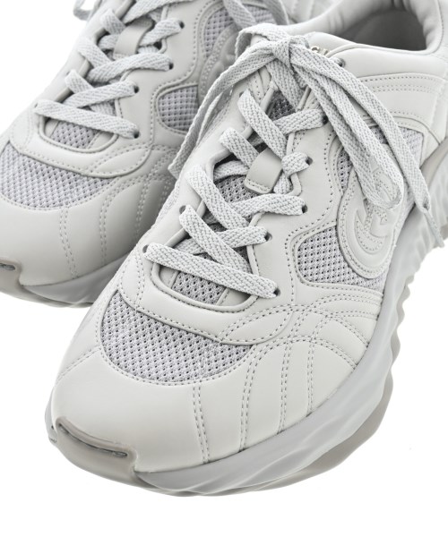 GUCCI（グッチ）スニーカー グレー サイズ:UK7 1/2(26cm位) メンズ/2200614501032