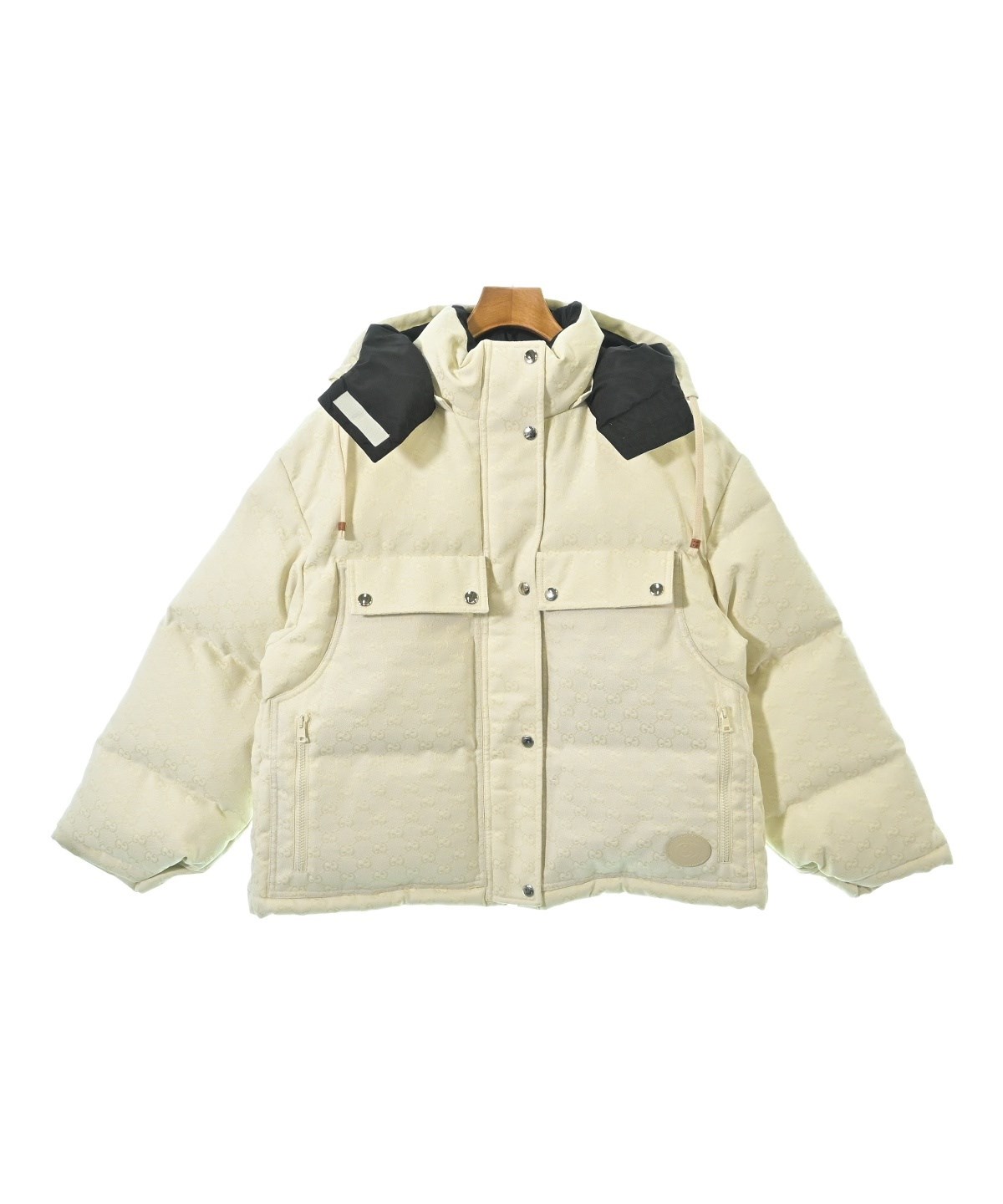 GUCCI グッチ　ダウン　ショート　サイズ38 数回着用 GUCCI（グッチ）ダウンジャケット/ダウンベスト 白 サイズ:38(S