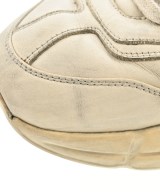 GUCCI（グッチ）スニーカー ベージュ サイズ:UK7(25.5cm位) メンズ/2200615080079