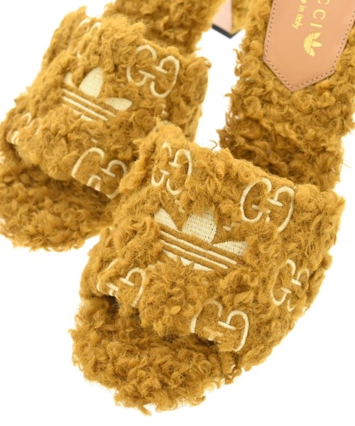 GUCCI（グッチ）サンダル ベージュ サイズ:EU36 1/2(23cm位) レディース/2200607756104