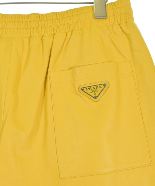 PRADA（プラダ）ショートパンツ 黄 サイズ:46(M位) メンズ/2200475007018