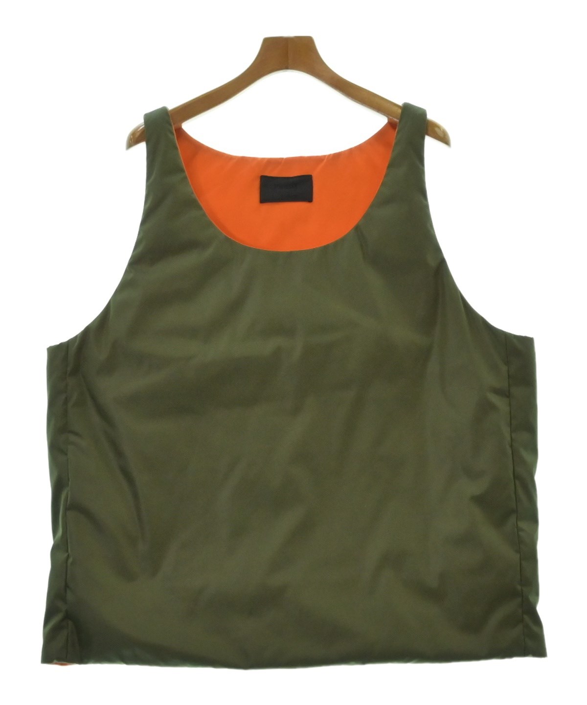 PRADA（プラダ）ダウンジャケット/ダウンベスト カーキ サイズ:XL