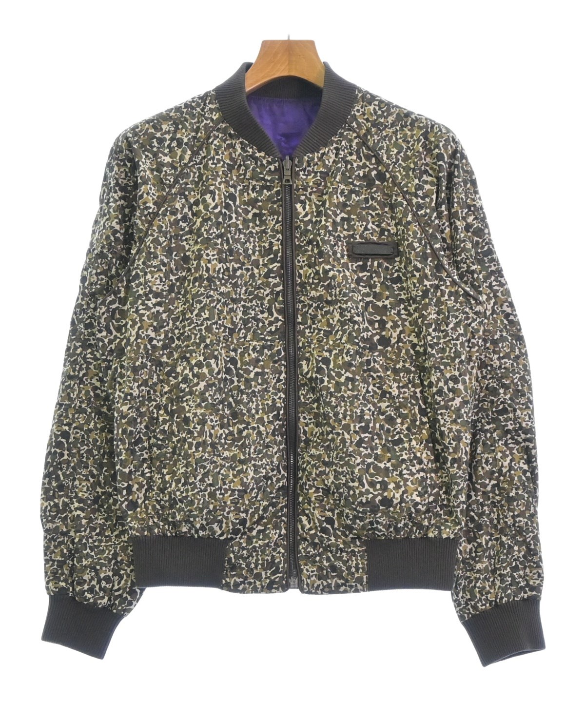 PRADA（プラダ）マウンテンパーカー ベージュ サイズ:46(M位) メンズ