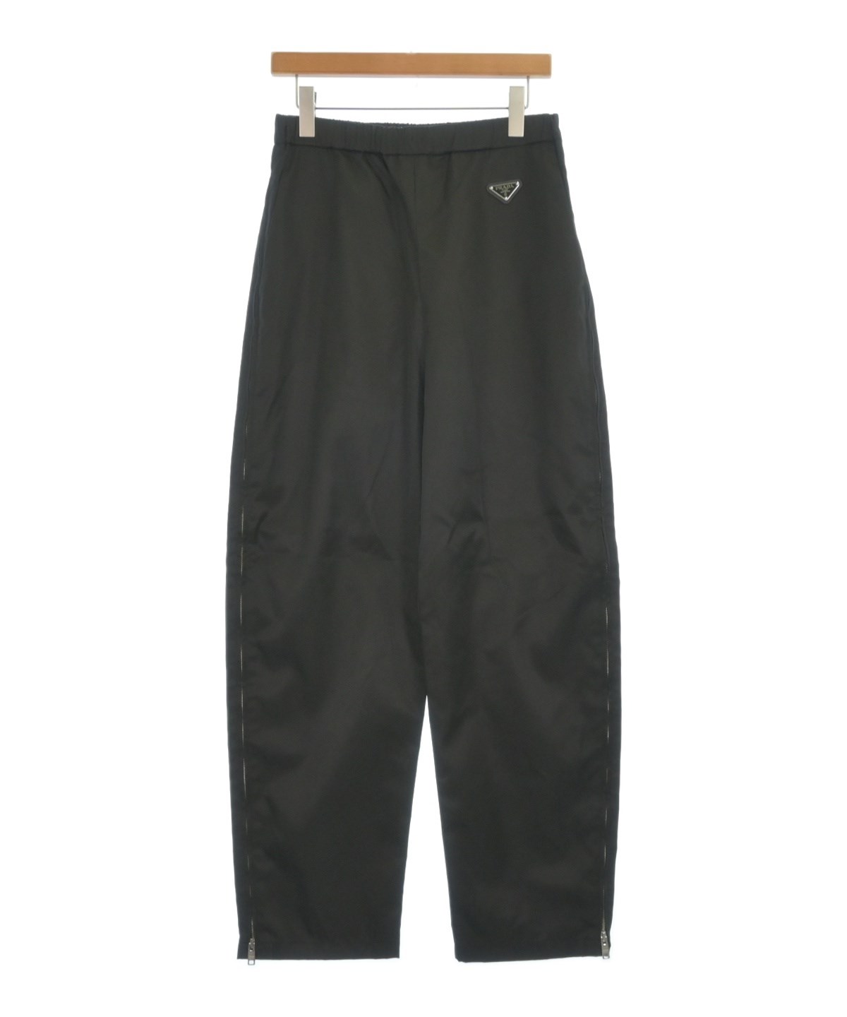 PRADA（プラダ）その他 黒 サイズ:40(M位) レディース/2200556009320