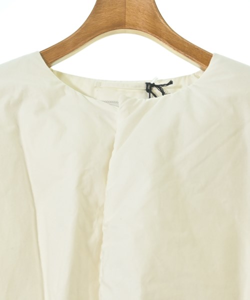 PRADA（プラダ）ダウンジャケット/ダウンベスト 白 サイズ:L レディース/2200635818188