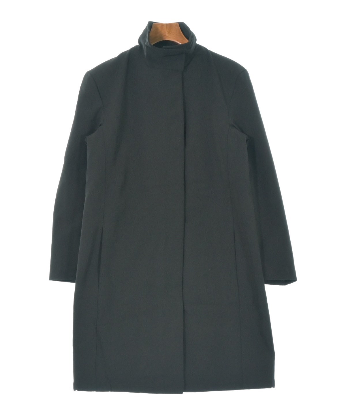 PRADA（プラダ）その他 黒 サイズ:42(M位) レディース/2200624131052