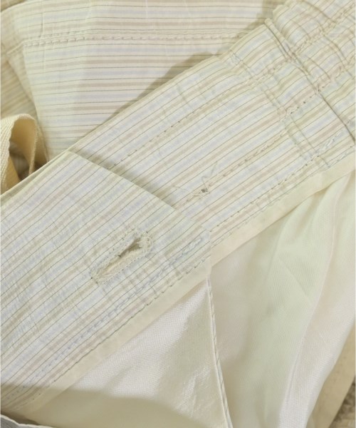 PRADA（プラダ）ショートパンツ 白 サイズ:40(M位) レディース/2200625757053