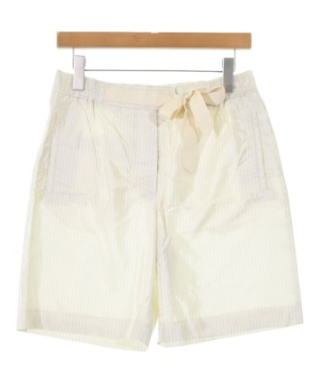 PRADA（プラダ）ショートパンツ 白 サイズ:40(M位) レディース