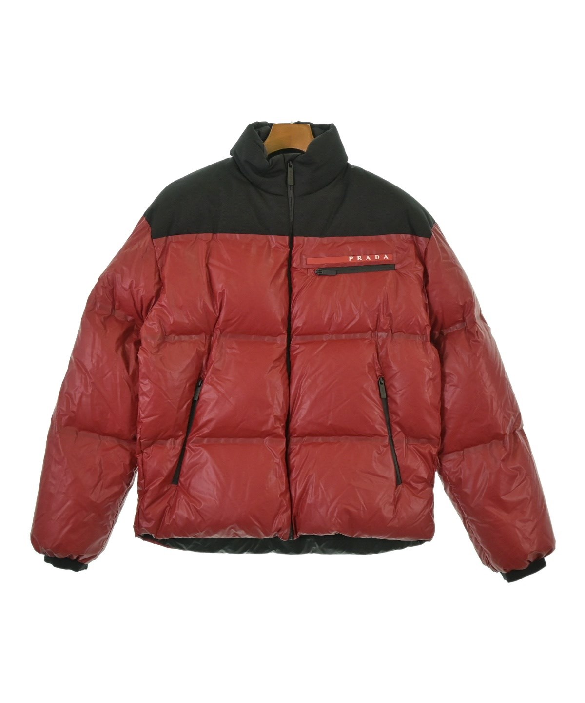 PRADA 赤 ダウンジャケット　42 PRADA（プラダ）ダウンジャケット/ダウンベスト 赤 サイズ:XS メンズ