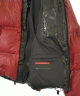 PRADA（プラダ）ダウンジャケット/ダウンベスト 赤 サイズ:M メンズ/2200641357053