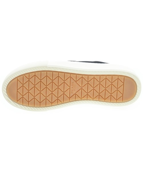 PRADA（プラダ）スニーカー 黒 サイズ:EU38 1/2(25cm位) レディース/2200642238078