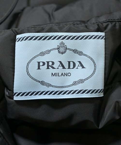 PRADA（プラダ）ダウンコート 黒 サイズ:40(M位) レディース/2200621811018