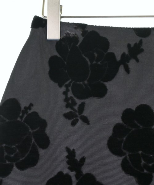 PRADA（プラダ）ひざ丈スカート 黒 サイズ:38(S位) レディース/2200616282182