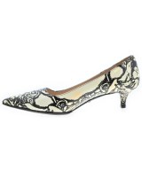 PRADA（プラダ）パンプス 白 サイズ:EU35 1/2(22cm位) レディース/2200623321096