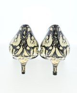 PRADA（プラダ）パンプス 白 サイズ:EU35 1/2(22cm位) レディース/2200623321096