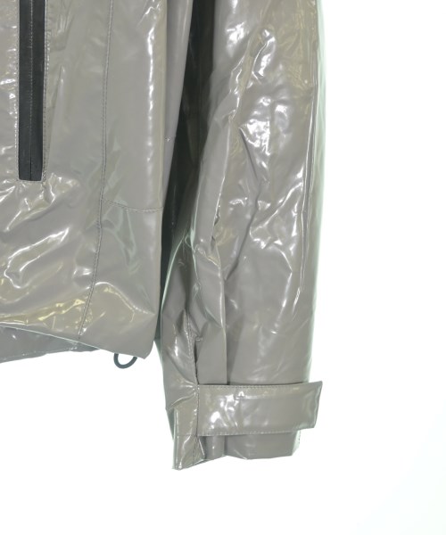 PRADA（プラダ）ブルゾン グレー サイズ:46(M位) メンズ/2200611712103