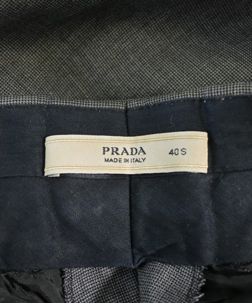 PRADA（プラダ）その他 グレー サイズ:40(M位) レディース/2200632964086