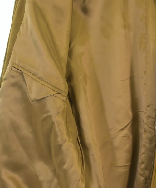 PRADA（プラダ）ブルゾン ベージュ サイズ:48(L位) メンズ/2200634130021