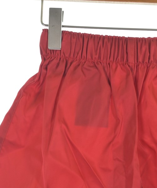 PRADA（プラダ）ショートパンツ 赤 サイズ:38(S位) レディース/2200634130106