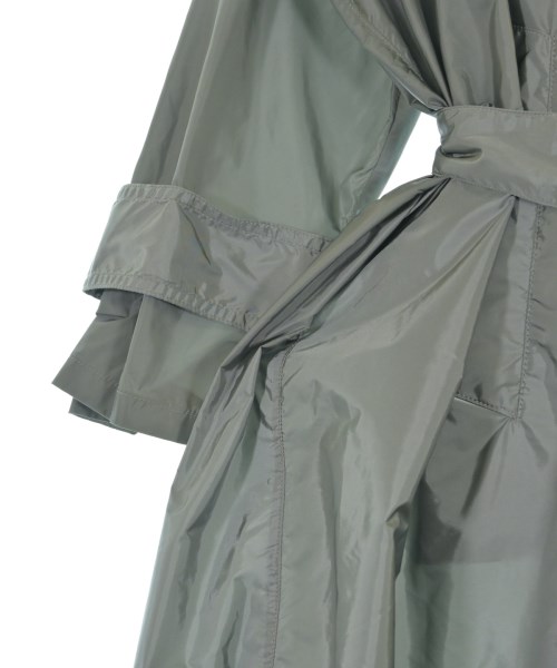 PRADA（プラダ）その他 カーキ サイズ:38(S位) レディース/2200615499536