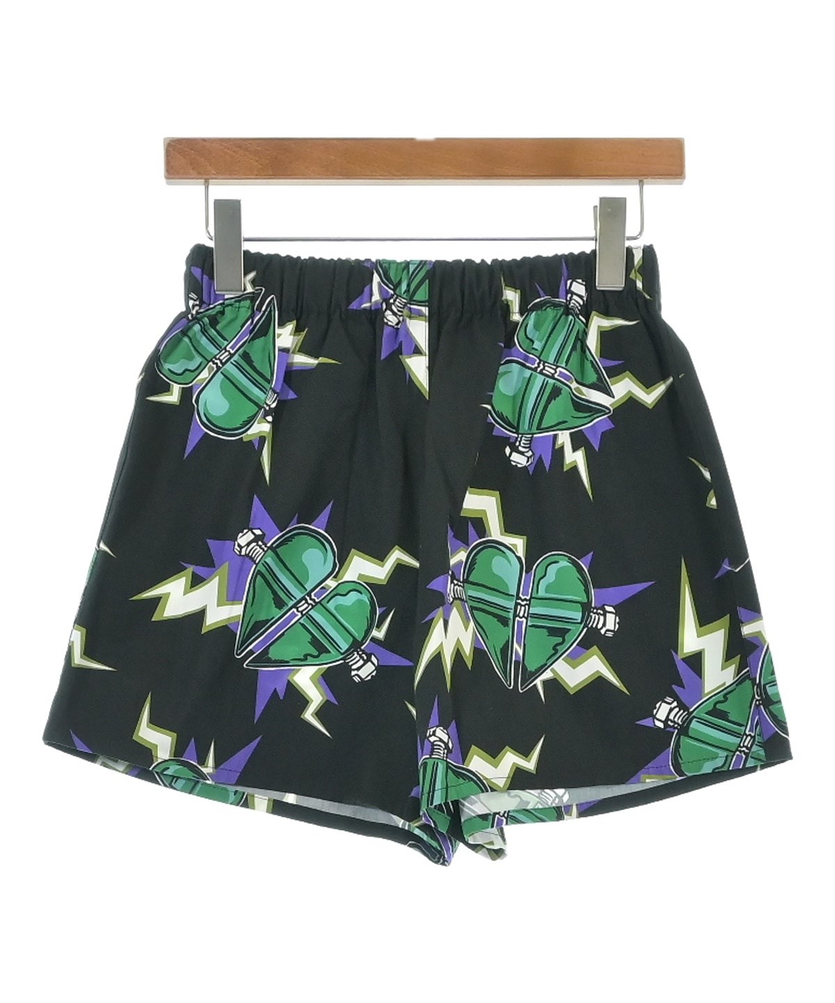 PRADA（プラダ）ショートパンツ 黒 サイズ:40(M位) レディース