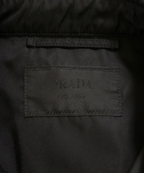 PRADA（プラダ）カジュアルシャツ 黒 サイズ:M メンズ/2200620487047