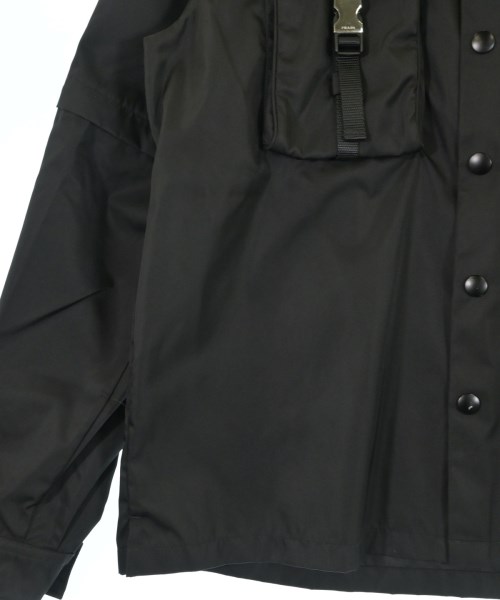 PRADA（プラダ）カジュアルシャツ 黒 サイズ:M メンズ/2200620487047