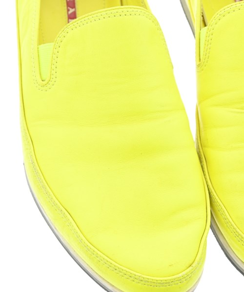 PRADA（プラダ）スニーカー 黄 サイズ:UK7 1/2(26.5cm位) メンズ/2200670387090