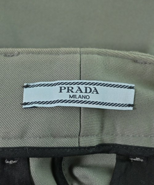 PRADA（プラダ）ショートパンツ カーキ サイズ:40(M位) レディース/2200674923225