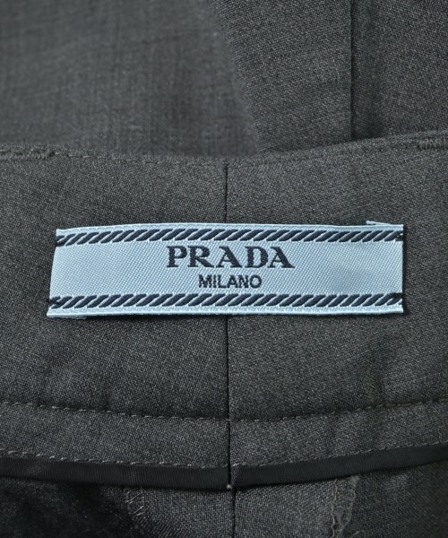 PRADA（プラダ）その他 グレー サイズ:40(M位) レディース/2200674923256