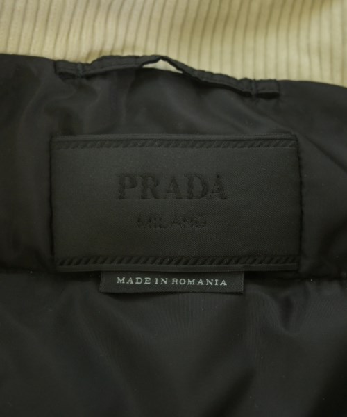 PRADA（プラダ）ダウンジャケット/ダウンベスト 白 サイズ:48(L位) メンズ/2200668074865
