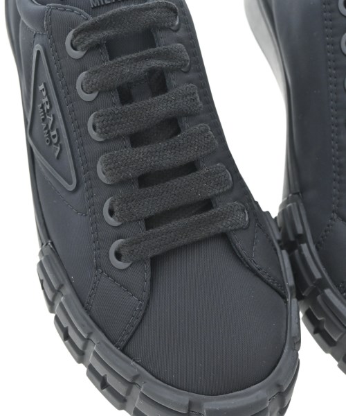 PRADA（プラダ）スニーカー 黒 サイズ:EU38(24.5cm位) レディース/2200671269159
