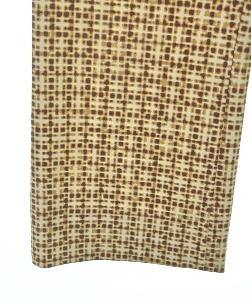 PRADA（プラダ）その他 白 サイズ:40(M位) レディース/2200678764022