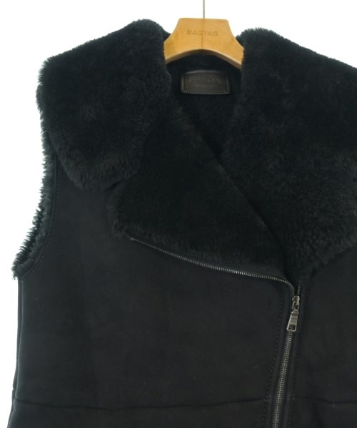 PRADA（プラダ）その他 黒 サイズ:38(S位) レディース/2200678986011