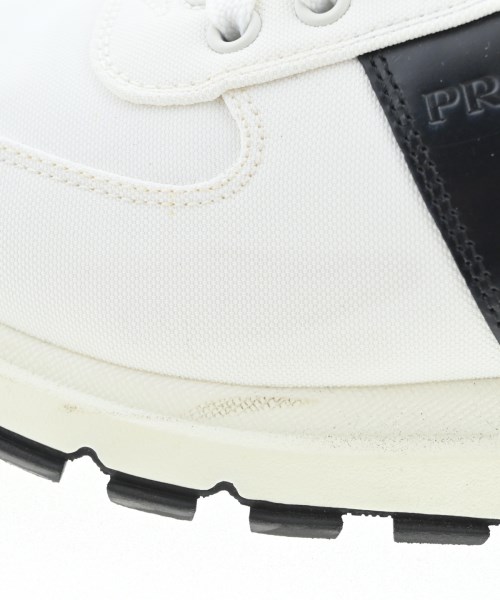 PRADA（プラダ）スニーカー 白 サイズ:UK7 1/2(26cm位) メンズ/2200681488052