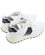 PRADA（プラダ）スニーカー 白 サイズ:UK7 1/2(26cm位) メンズ/2200681488052