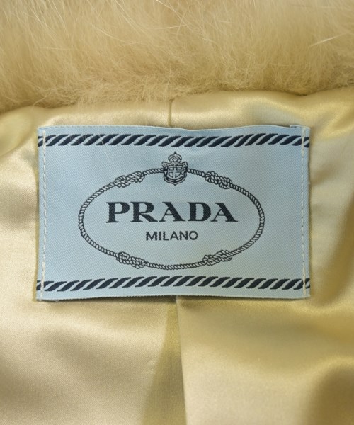 PRADA（プラダ）その他 ベージュ サイズ:42(M位) レディース/2200681748040