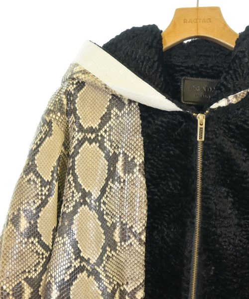 PRADA（プラダ）その他 ベージュ サイズ:38(S位) レディース/2200681748132