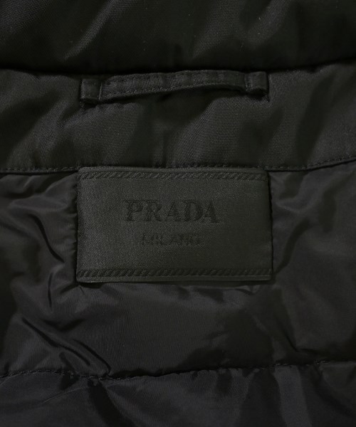 PRADA（プラダ）ダウンジャケット/ダウンベスト 黒 サイズ:46(M位) メンズ/2200694419012