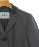 PRADA（プラダ）テーラードジャケット グレー サイズ:38(S位) レディース/2200701067052