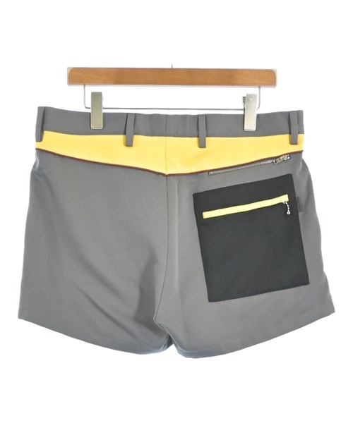 PRADA（プラダ）ショートパンツ グレー サイズ:50(XL位) メンズ/2200701397067