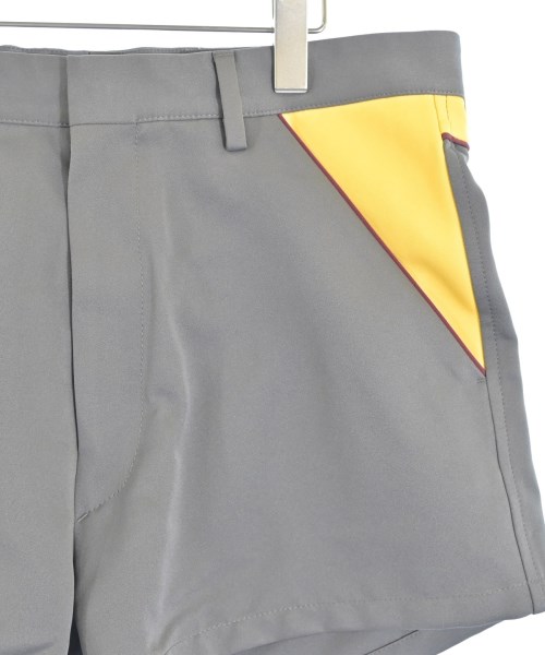 PRADA（プラダ）ショートパンツ グレー サイズ:50(XL位) メンズ/2200701397067